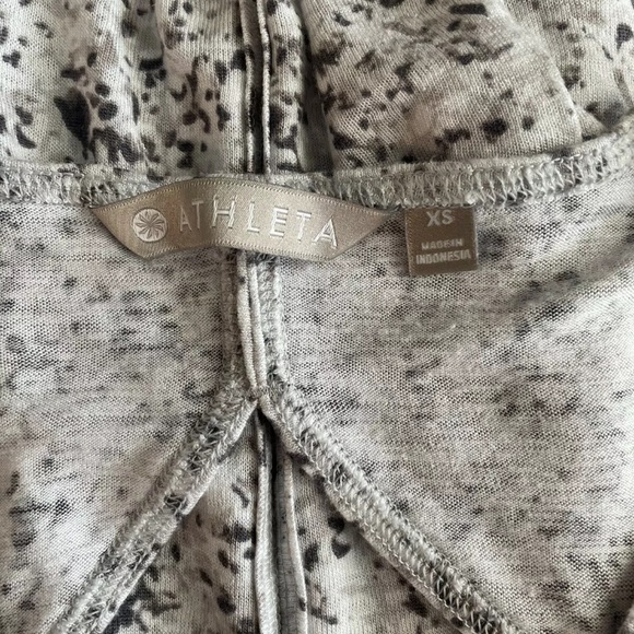 Athleta breezy tank - Picture 5 of 5